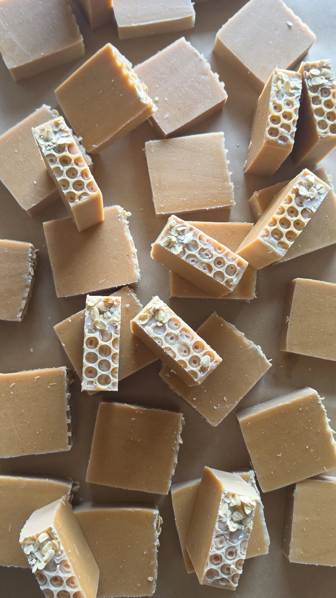 Honey Oat Tallow Soap | Natural Gentle Soap for Sensitive & Dry Skin